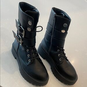 SO Bookcase Platform Combat Boot